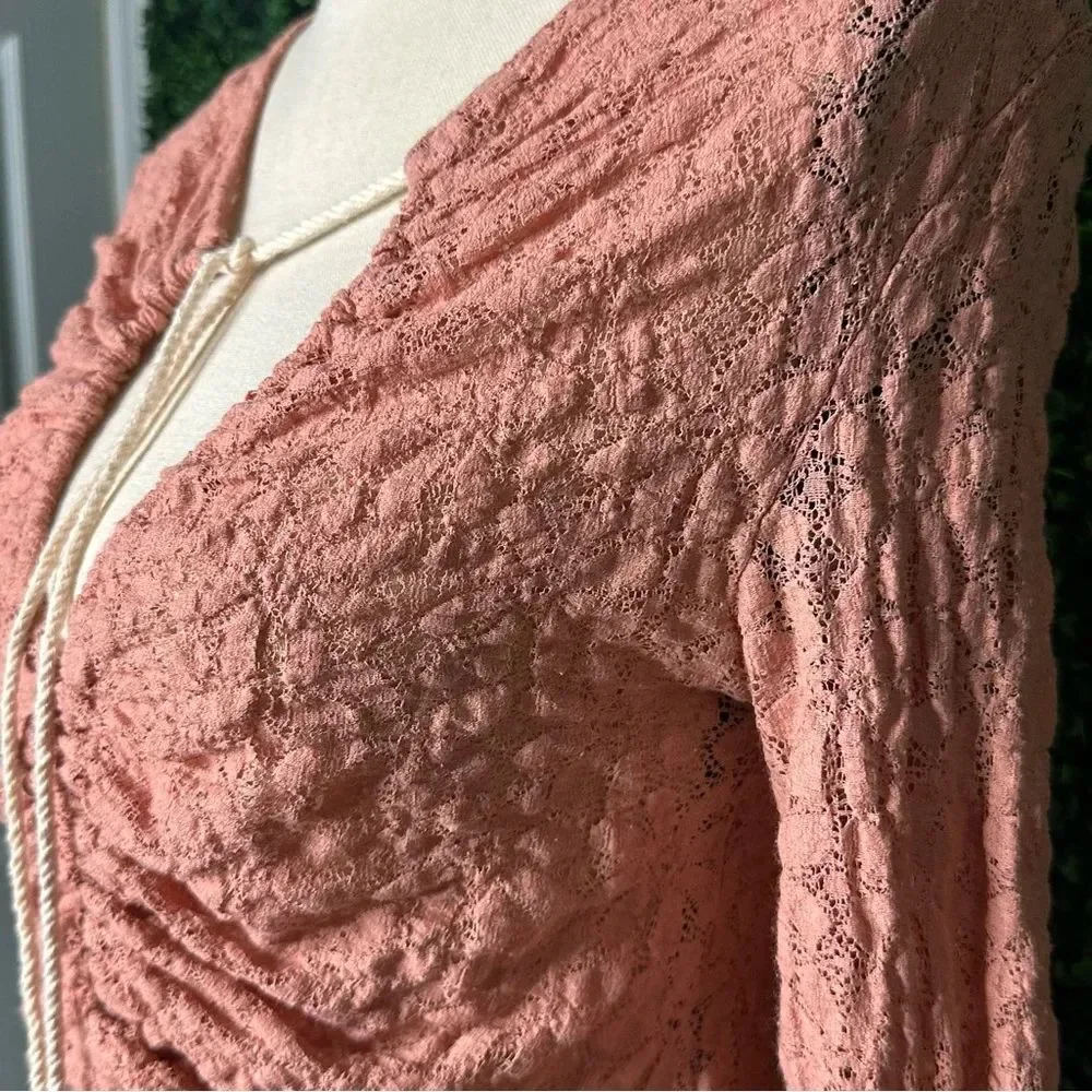 Free People Salmon Pink Floral Lace Lilah Crochet Sleeve Crop Top Sz Small